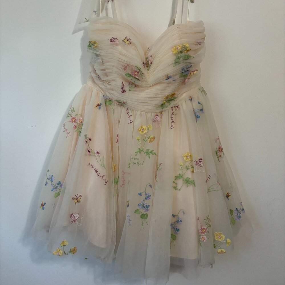 Hellymoon Sweetheart Champagne Short Homecoming Dress with Embroidery Size 16
